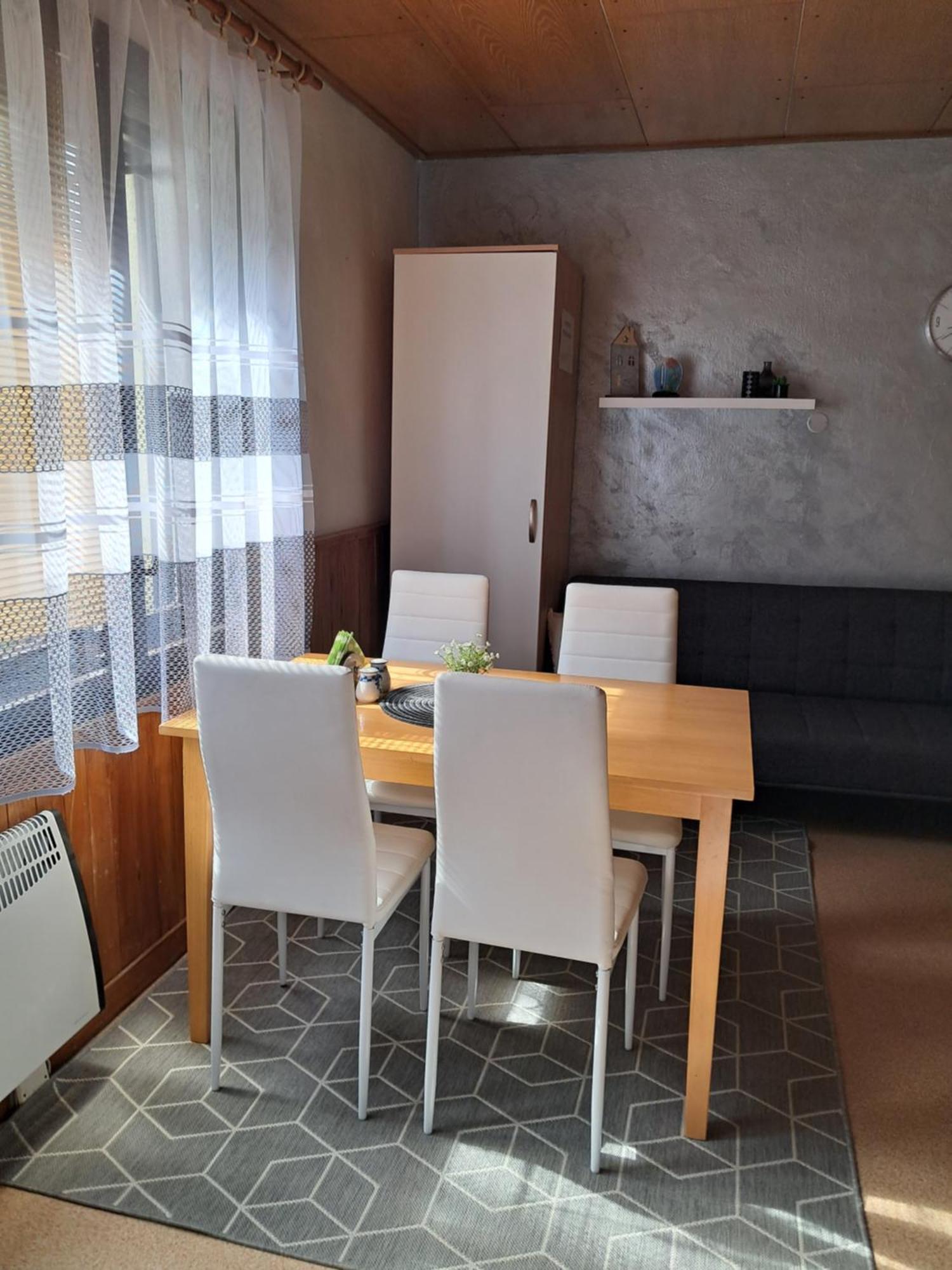 Ubytování nad sklípkem Valtice Exterior foto